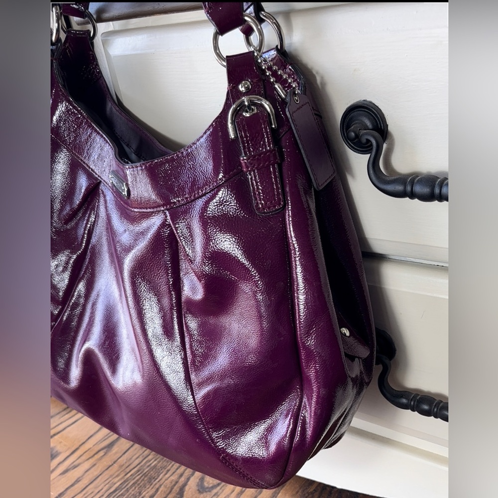 Coach Purple Patent Leather Madison Maggie Hobo Bag - Picture 4 of 12
